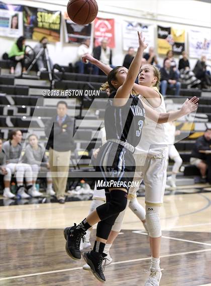 Thumbnail 1 in Villa Park @ Foothill photogallery.