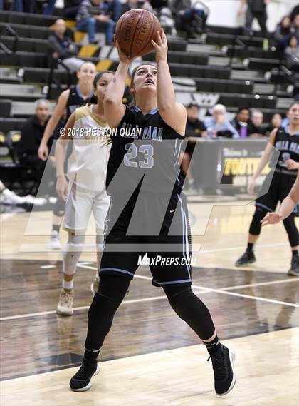 Thumbnail 1 in Villa Park @ Foothill photogallery.