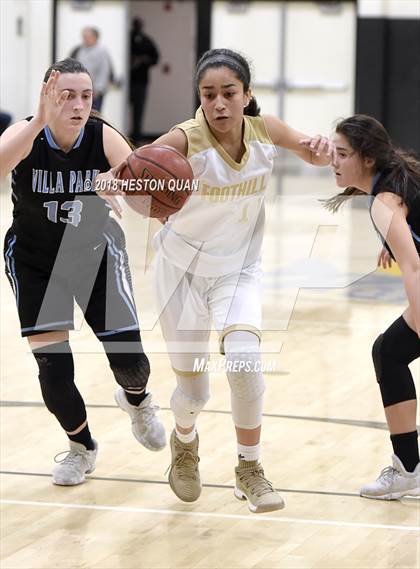 Thumbnail 1 in Villa Park @ Foothill photogallery.