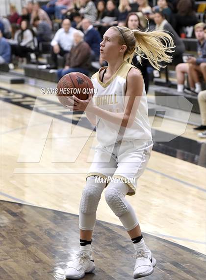 Thumbnail 2 in Villa Park @ Foothill photogallery.