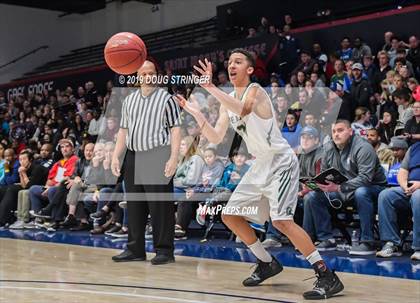 Thumbnail 2 in De La Salle vs. San Joaquin Memorial (MaxPreps MLK Classic) photogallery.