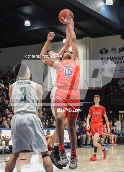 Thumbnail 1 in De La Salle vs. San Joaquin Memorial (MaxPreps MLK Classic) photogallery.