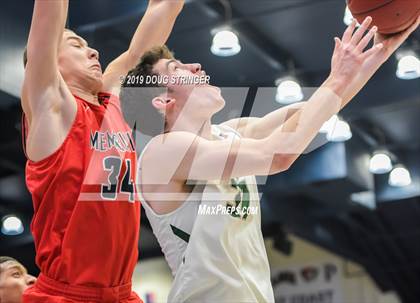Thumbnail 3 in De La Salle vs. San Joaquin Memorial (MaxPreps MLK Classic) photogallery.