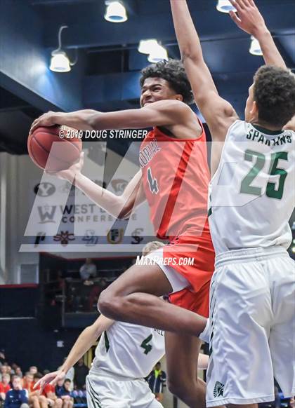 Thumbnail 1 in De La Salle vs. San Joaquin Memorial (MaxPreps MLK Classic) photogallery.