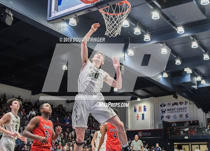 Thumbnail 3 in De La Salle vs. San Joaquin Memorial (MaxPreps MLK Classic) photogallery.