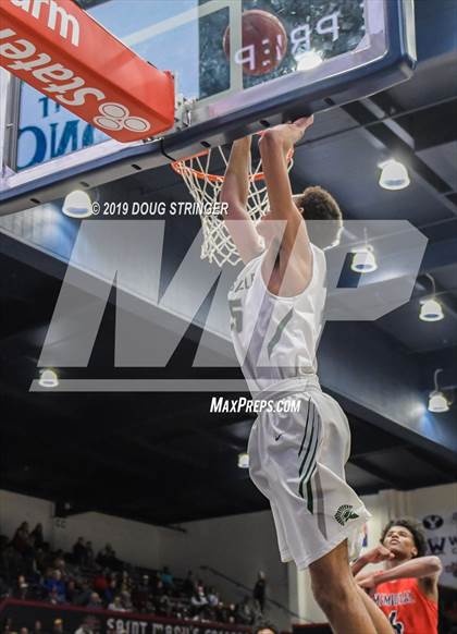 Thumbnail 1 in De La Salle vs. San Joaquin Memorial (MaxPreps MLK Classic) photogallery.