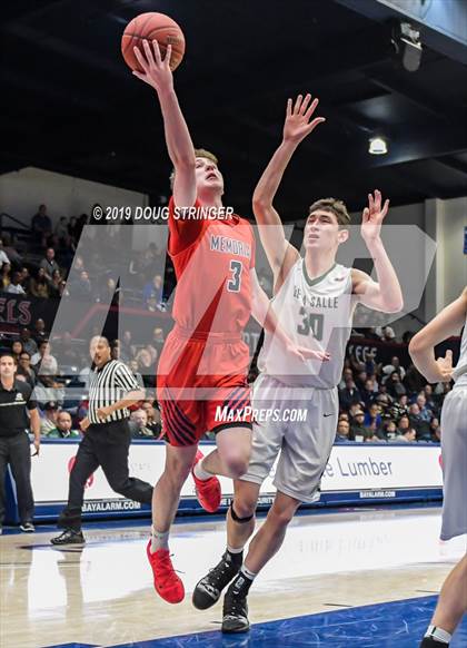 Thumbnail 1 in De La Salle vs. San Joaquin Memorial (MaxPreps MLK Classic) photogallery.