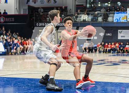 Thumbnail 3 in De La Salle vs. San Joaquin Memorial (MaxPreps MLK Classic) photogallery.