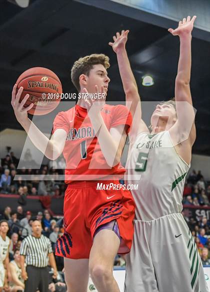 Thumbnail 1 in De La Salle vs. San Joaquin Memorial (MaxPreps MLK Classic) photogallery.
