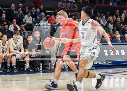 Thumbnail 1 in De La Salle vs. San Joaquin Memorial (MaxPreps MLK Classic) photogallery.