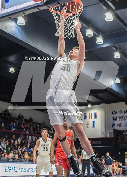 Thumbnail 1 in De La Salle vs. San Joaquin Memorial (MaxPreps MLK Classic) photogallery.