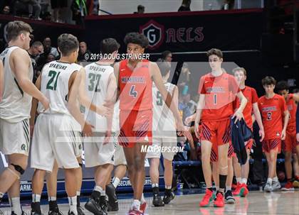 Thumbnail 2 in De La Salle vs. San Joaquin Memorial (MaxPreps MLK Classic) photogallery.