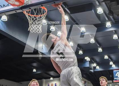 Thumbnail 3 in De La Salle vs. San Joaquin Memorial (MaxPreps MLK Classic) photogallery.