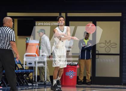 Thumbnail 2 in De La Salle vs. San Joaquin Memorial (MaxPreps MLK Classic) photogallery.