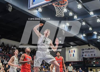 Thumbnail 1 in De La Salle vs. San Joaquin Memorial (MaxPreps MLK Classic) photogallery.