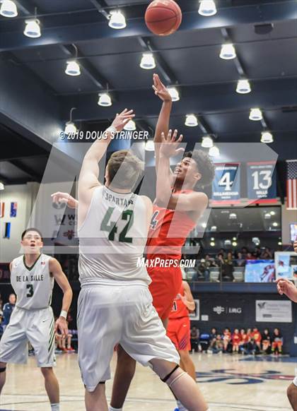 Thumbnail 1 in De La Salle vs. San Joaquin Memorial (MaxPreps MLK Classic) photogallery.
