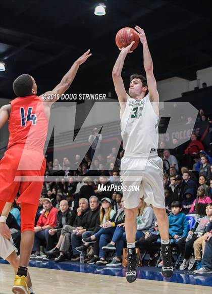 Thumbnail 2 in De La Salle vs. San Joaquin Memorial (MaxPreps MLK Classic) photogallery.