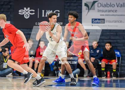 Thumbnail 1 in De La Salle vs. San Joaquin Memorial (MaxPreps MLK Classic) photogallery.