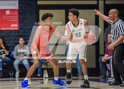 Thumbnail 3 in De La Salle vs. San Joaquin Memorial (MaxPreps MLK Classic) photogallery.