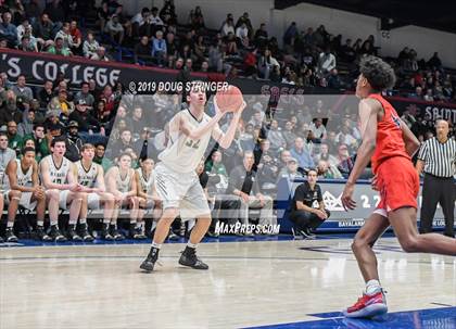 Thumbnail 3 in De La Salle vs. San Joaquin Memorial (MaxPreps MLK Classic) photogallery.