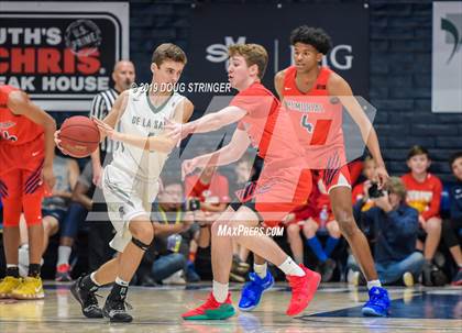 Thumbnail 1 in De La Salle vs. San Joaquin Memorial (MaxPreps MLK Classic) photogallery.