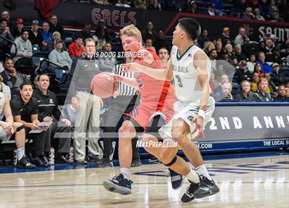 Thumbnail 3 in De La Salle vs. San Joaquin Memorial (MaxPreps MLK Classic) photogallery.