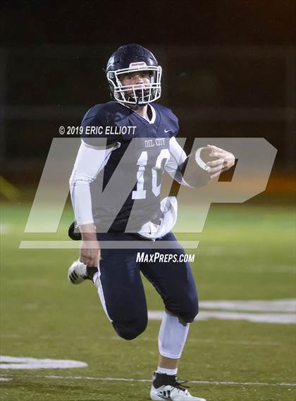 Thumbnail 1 in General McLane vs Oil City (PIAA D10 5A Semifinal) photogallery.