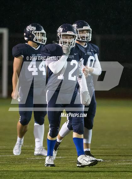 Thumbnail 3 in General McLane vs Oil City (PIAA D10 5A Semifinal) photogallery.