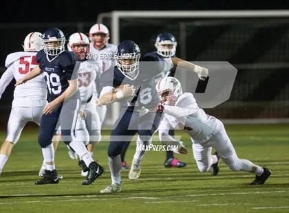 Thumbnail 2 in General McLane vs Oil City (PIAA D10 5A Semifinal) photogallery.