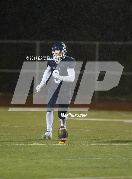 Thumbnail 2 in General McLane vs Oil City (PIAA D10 5A Semifinal) photogallery.