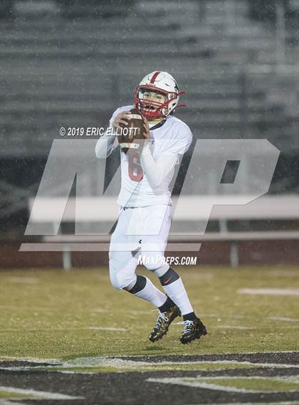 Thumbnail 3 in General McLane vs Oil City (PIAA D10 5A Semifinal) photogallery.