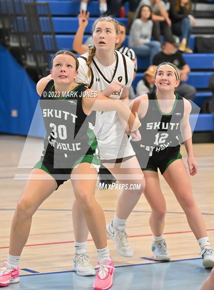 Thumbnail 1 in Francis Parker vs. Skutt Catholic (Nike Tournament of Champions) photogallery.