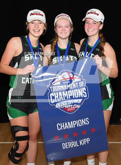 Thumbnail 2 in Francis Parker vs. Skutt Catholic (Nike Tournament of Champions) photogallery.