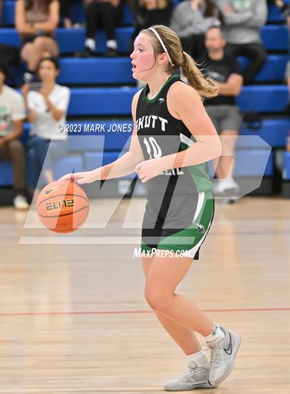 Thumbnail 1 in Francis Parker vs. Skutt Catholic (Nike Tournament of Champions) photogallery.