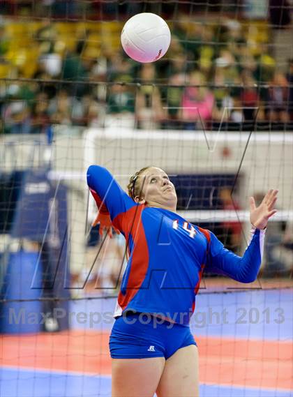 Thumbnail 1 in Hi-Plains vs. Idalia (CHSAA 1A Pool II) photogallery.