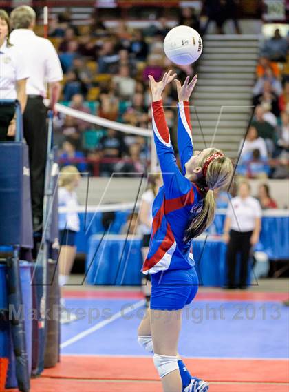 Thumbnail 2 in Hi-Plains vs. Idalia (CHSAA 1A Pool II) photogallery.