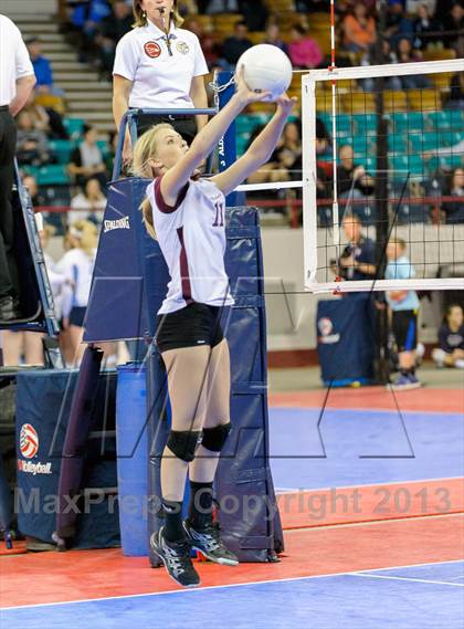 Thumbnail 2 in Hi-Plains vs. Idalia (CHSAA 1A Pool II) photogallery.