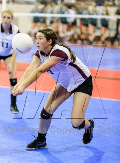 Thumbnail 2 in Hi-Plains vs. Idalia (CHSAA 1A Pool II) photogallery.