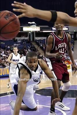 Thumbnail 3 in Laguna Creek vs Franklin (D1 Sec. Final) #3 photogallery.