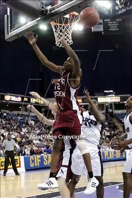 Thumbnail 3 in Laguna Creek vs Franklin (D1 Sec. Final) #3 photogallery.