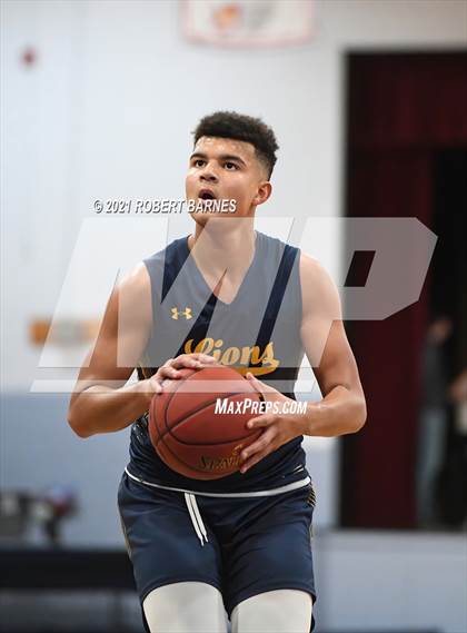 Thumbnail 1 in New Hope-Solebury @ Holy Ghost Prep photogallery.