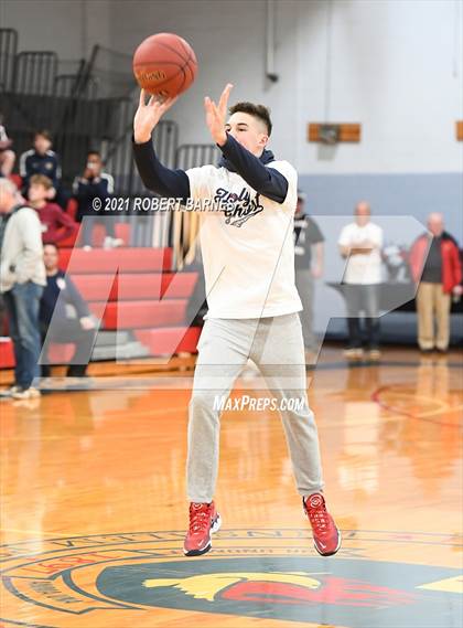 Thumbnail 2 in New Hope-Solebury @ Holy Ghost Prep photogallery.