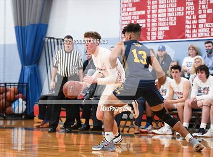 Thumbnail 2 in New Hope-Solebury @ Holy Ghost Prep photogallery.