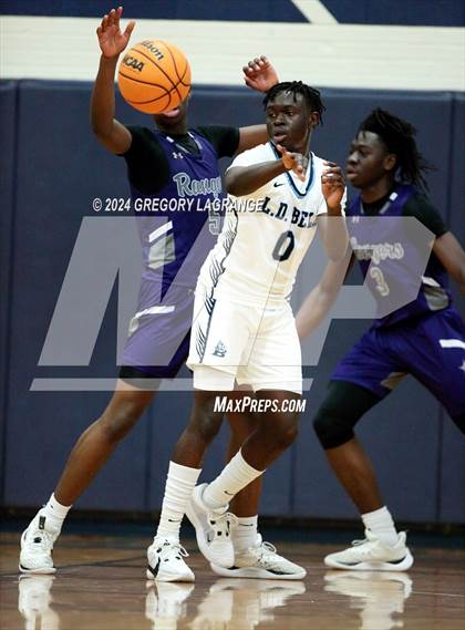 Thumbnail 3 in Chisholm Trail vs Bell photogallery.