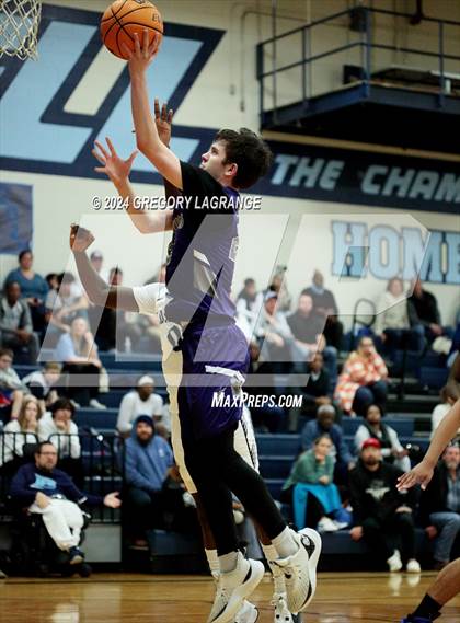 Thumbnail 2 in Chisholm Trail vs Bell photogallery.