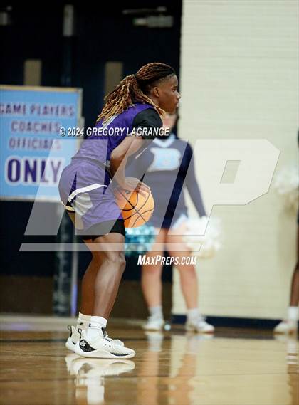 Thumbnail 1 in Chisholm Trail vs Bell photogallery.