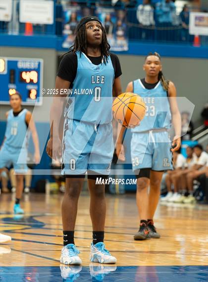 Thumbnail 2 in Lee @ Mae Jemison photogallery.