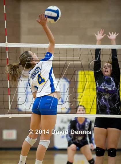 Thumbnail 1 in Bakersfield Christian vs Mission Oak (CIF CS D3 Qtr FInals) photogallery.