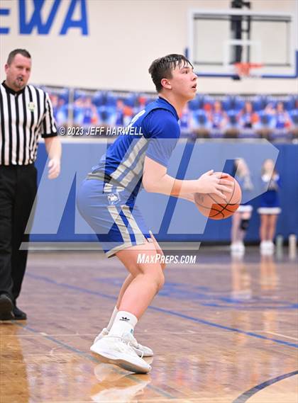 Thumbnail 1 in Northwestern @ Chippewa photogallery.