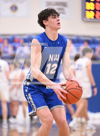 Thumbnail 2 in Northwestern @ Chippewa photogallery.